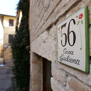  Casa vacanze Center “casa Giuliana” Italia
